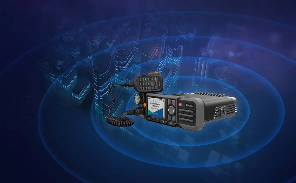 Rádio móvel Hytera da série HM7